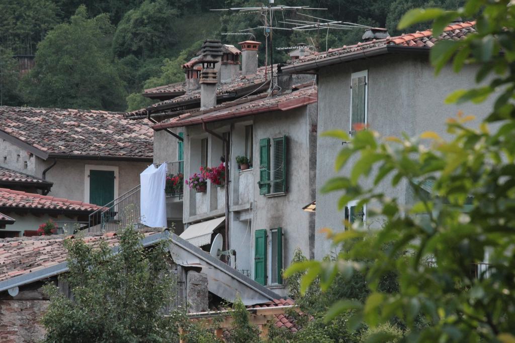 Locanda Genzianella Gargnano Exterior photo